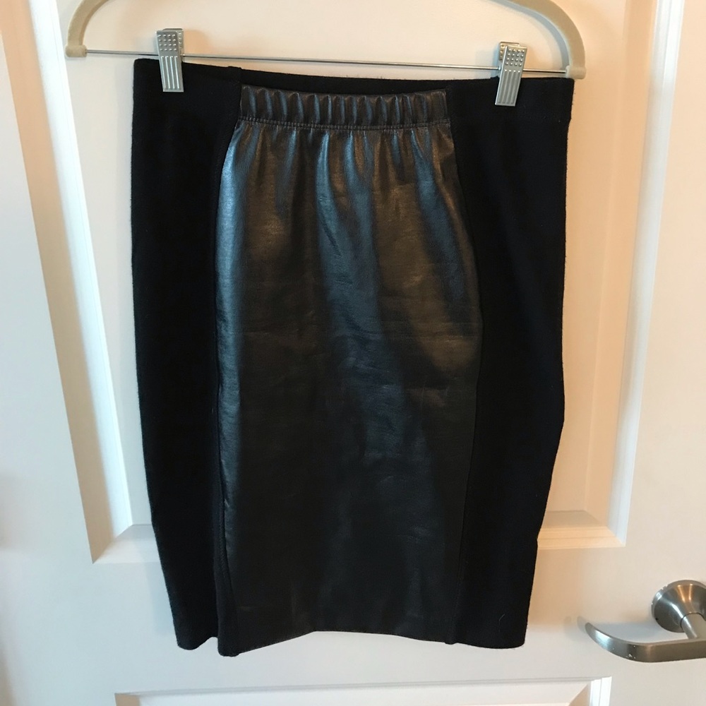 Yoana Baraschi- Knee Length Skirt